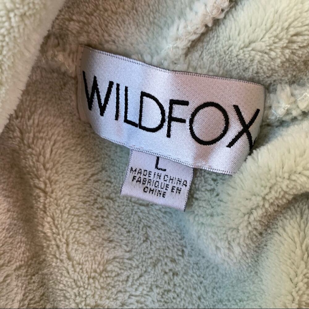 Wildfox light sage green Pillow Talker embroidered hooded robe size Large - Picture 10 of 13